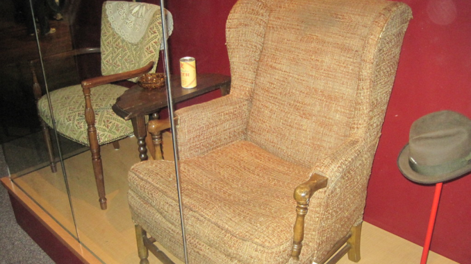 Where is Archie Bunker's Chair? 2 - chaircomfort.pro